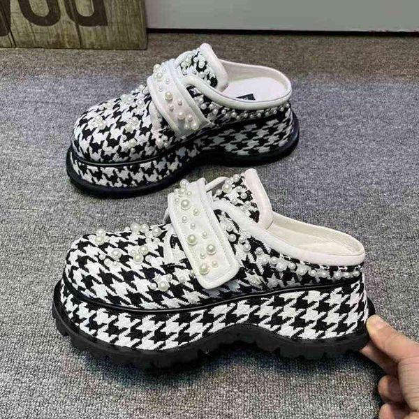 dres shoe houndstooth platform shoe women pearl decorate slide increase casual lazy half slipper street sfashion 220723, Black
dres shoe houndstooth platform shoe women pearl decorate slide increase casual lazy half slipper street sfashion 220723, Black