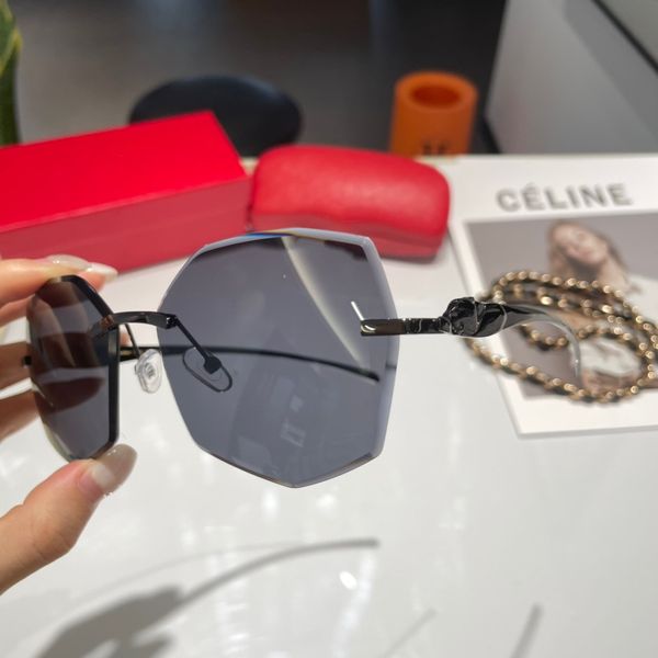 luxury millionaires sunglasses mens and womens plate full frame retro selling famous brand sunglasses, White;black
luxury millionaires sunglasses mens and womens plate full frame retro selling famous brand sunglasses, White;black