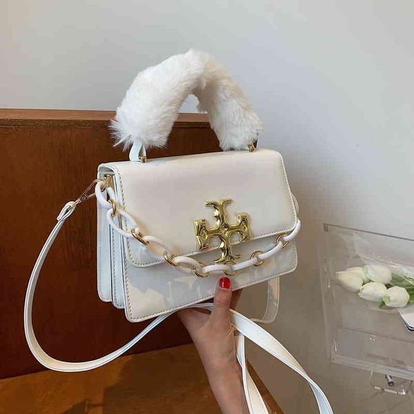 factory direct sale 55% off 2022 new hand single shoulder slant span female chain hardware small square bag generous foreign style fashion
factory direct sale 55% off 2022 new hand single shoulder slant span female chain hardware small square bag generous foreign style fashion