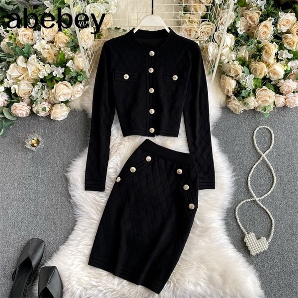 black long sleeve buttons sweater and skirt suits women knitted two piece set autumn fashion ladies club outfits 220318, White
black long sleeve buttons sweater and skirt suits women knitted two piece set autumn fashion ladies club outfits 220318, White