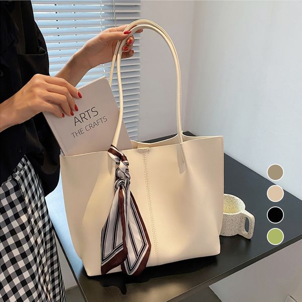 large capacity ladies tote bag casual shoulder bag silk scarf handbags soft pu leather ladies purse dropshipping
large capacity ladies tote bag casual shoulder bag silk scarf handbags soft pu leather ladies purse dropshipping