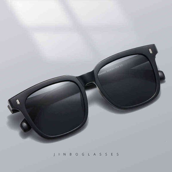 new fancy fashion men's and women's fashion street shooting sunglasses personality cool optical glass qfvf, White;black
new fancy fashion men's and women's fashion street shooting sunglasses personality cool optical glass qfvf, White;black
