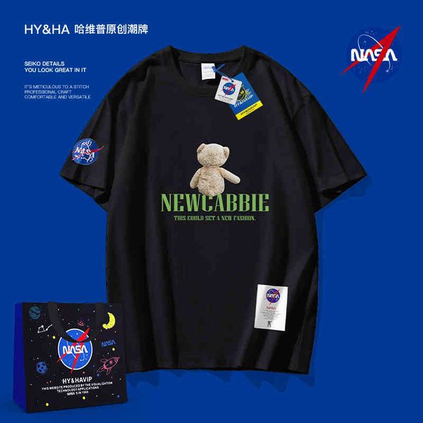 240g nasa co branded short sleeve t-shirt summer men's pure cotton fashion loose and wo lovers' wear top, White;black 
240g nasa co branded short sleeve t-shirt summer men's pure cotton fashion loose and wo lovers' wear top, White;black