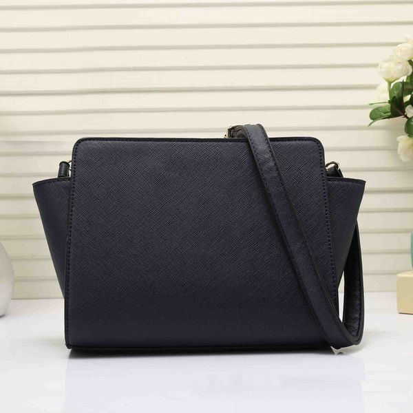 classic luxurys designer crossbody bags women leisure fashion shoulder bag womens ladies composite tote pu leather clutch female purse 2022
classic luxurys designer crossbody bags women leisure fashion shoulder bag womens ladies composite tote pu leather clutch female purse 2022