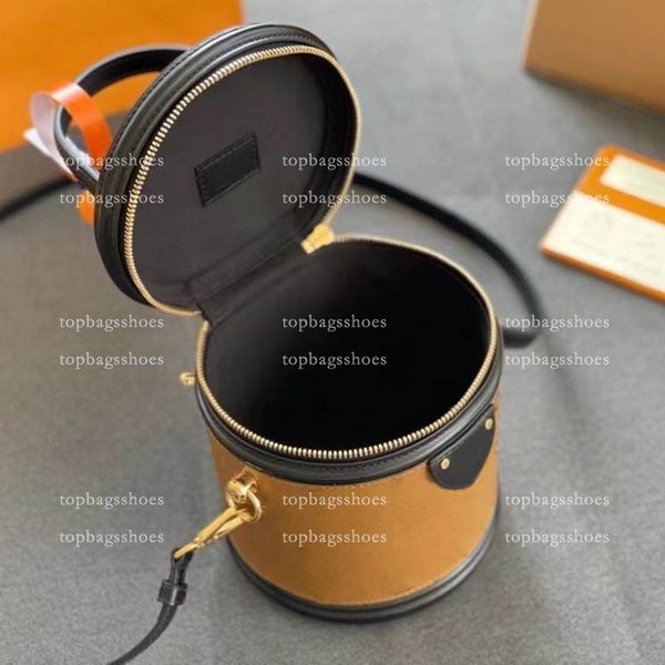 luxurys designers bucket crossbody bags handbags purses 2022 fashion branded leather graceful small womens brown cross body shoulder bag rou
luxurys designers bucket crossbody bags handbags purses 2022 fashion branded leather graceful small womens brown cross body shoulder bag rou