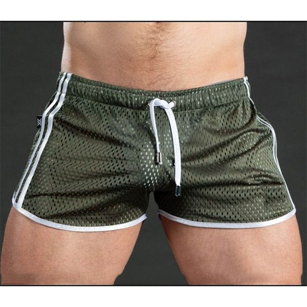 men casual gym fitness training shorts mesh breathable quick dry fashion sports beach trunks men clothing summer 220620
men casual gym fitness training shorts mesh breathable quick dry fashion sports beach trunks men clothing summer 220620