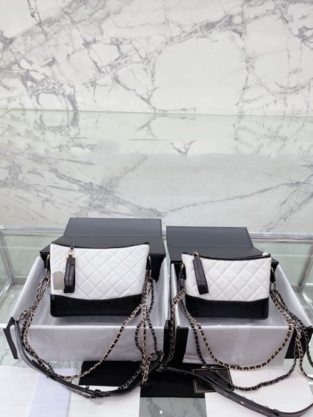 spring trend shoulder bags designer bags portable crossbody chain adjustable fashion matching comfortable large size
spring trend shoulder bags designer bags portable crossbody chain adjustable fashion matching comfortable large size