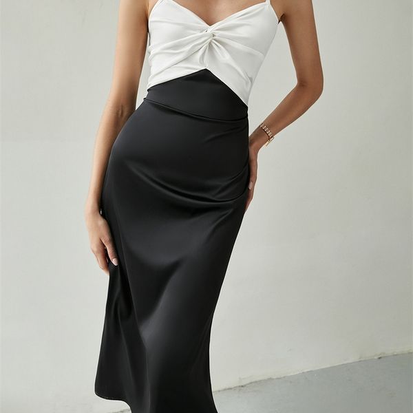 berrygo sleeveless v-neck metal chain satin silk party dress women summer high waist mini dress patchwork club dress 220516, Black;gray
berrygo sleeveless v-neck metal chain satin silk party dress women summer high waist mini dress patchwork club dress 220516, Black;gray