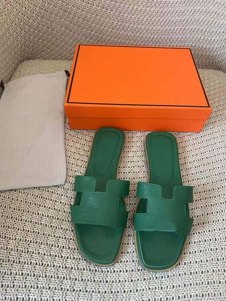 with box classics woman shoes slipper leather flat sandals fashion slides slide rubber ladies beach women slippers shoe10 2-84, Black
with box classics woman shoes slipper leather flat sandals fashion slides slide rubber ladies beach women slippers shoe10 2-84, Black