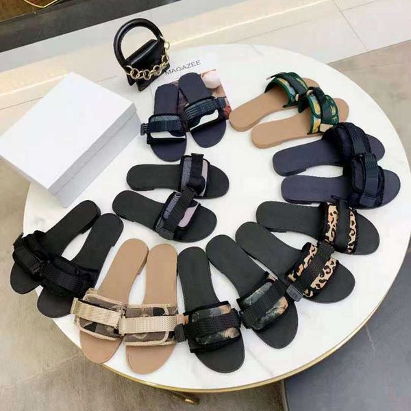 famous designer evolution sandals ladies luxury sandal slippers fashion summer girls beach sandals slipper loafers embroidered shoes large, Black
famous designer evolution sandals ladies luxury sandal slippers fashion summer girls beach sandals slipper loafers embroidered shoes large, Black