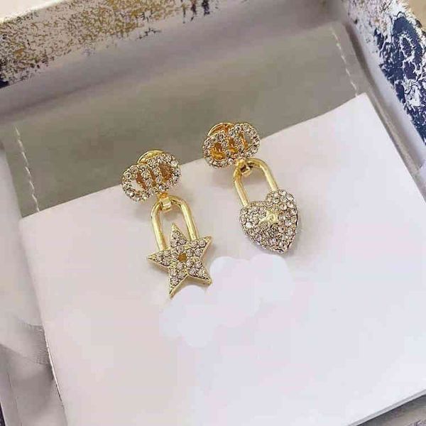 jewelry 2022 new family love pointed star studded earrings simple high-grade brass 925 silver needle, Golden
jewelry 2022 new family love pointed star studded earrings simple high-grade brass 925 silver needle, Golden