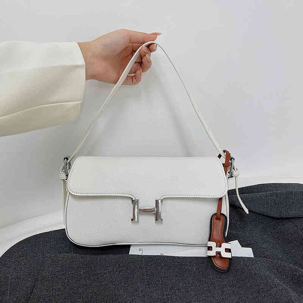 handbags 70% off small bag women's 2022 new sling one shoulder messenger temperament fashionable and simple portable underarm purses
handbags 70% off small bag women's 2022 new sling one shoulder messenger temperament fashionable and simple portable underarm purses