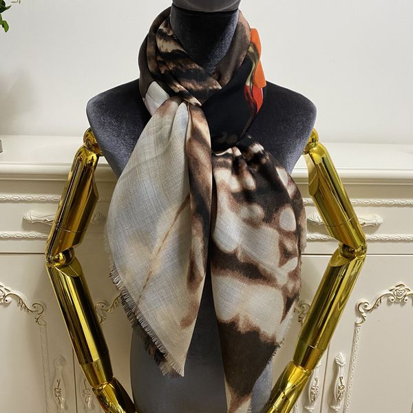 women's square scarves shawl good quality cashmere material thin and soft print pattern big size 130cm -130cm, Blue;gray
women's square scarves shawl good quality cashmere material thin and soft print pattern big size 130cm -130cm, Blue;gray