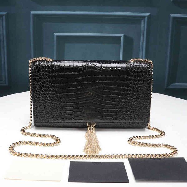 alligator pattern handbag purse luxurys chain tassel single shoulder bag genuine leather designers crossbody messenger bag
alligator pattern handbag purse luxurys chain tassel single shoulder bag genuine leather designers crossbody messenger bag