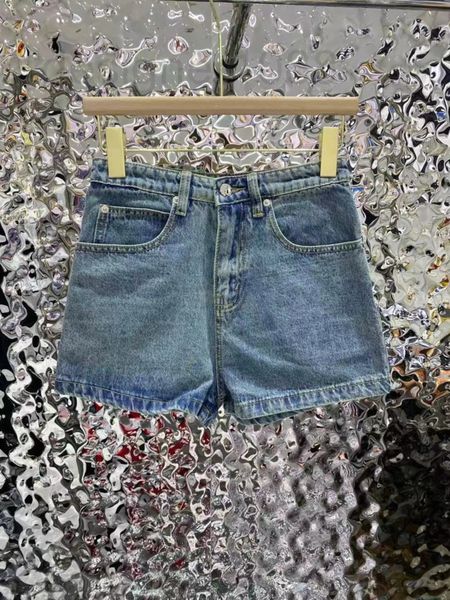 women's shorts designer pd22 summer new high waist hardware slim denim shorts 3i3c, White;black
women's shorts designer pd22 summer new high waist hardware slim denim shorts 3i3c, White;black