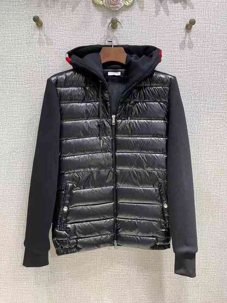 2022 autumn and winter new m family down jacket men's and women's same light hooded stripe knitted fashion short coat, Black
2022 autumn and winter new m family down jacket men's and women's same light hooded stripe knitted fashion short coat, Black
