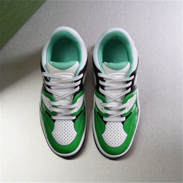 couples retro stitching contrast color leisure shoes british style low-flat breathable sneakers, Black
couples retro stitching contrast color leisure shoes british style low-flat breathable sneakers, Black