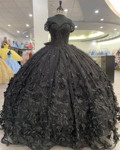 2022 black ball gown quinceanera prom dresses mexican off the shoulder with sleeve applique corset 3d floral flowers xv evening party dress, Blue;red
2022 black ball gown quinceanera prom dresses mexican off the shoulder with sleeve applique corset 3d floral flowers xv evening party dress, Blue;red