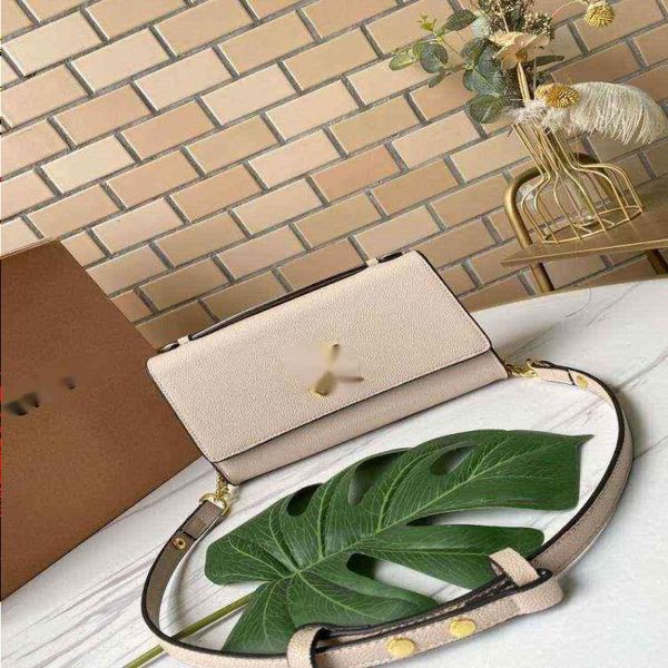 1 ggs lvs louiseity viutonitys louiss vuttonss size handbag gift w bright shoulder bags tote shape luxury everyday wear birthday suitab alon, Brown;gray
1 ggs lvs louiseity viutonitys louiss vuttonss size handbag gift w bright shoulder bags tote shape luxury everyday wear birthday suitab alon, Brown;gray