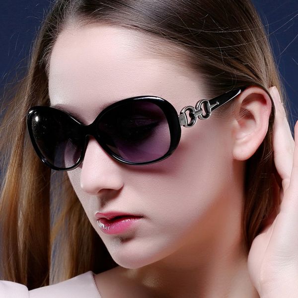 summer vintage sunglass women brand digner sunglass for women round glass metal frame sunglass lunette de soleil, White;black
summer vintage sunglass women brand digner sunglass for women round glass metal frame sunglass lunette de soleil, White;black