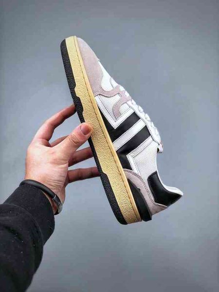 lanfan france's high-end luxury walking shoes multi-color new low-casual business sneaker stitching design fashion atmosphere t220810, Black
lanfan france's high-end luxury walking shoes multi-color new low-casual business sneaker stitching design fashion atmosphere t220810, Black