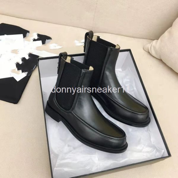 boots high end chelsea boots autumn winter british style sleeve square head formal dress thick high-heeled cowhide fashion short, Black
boots high end chelsea boots autumn winter british style sleeve square head formal dress thick high-heeled cowhide fashion short, Black