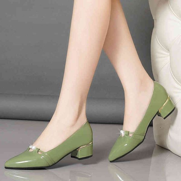 dress shoes sandals lacquer leather green pumps women square toes shoe casual woman 2022 slip on shallow mouth high heels 220416, Black
dress shoes sandals lacquer leather green pumps women square toes shoe casual woman 2022 slip on shallow mouth high heels 220416, Black