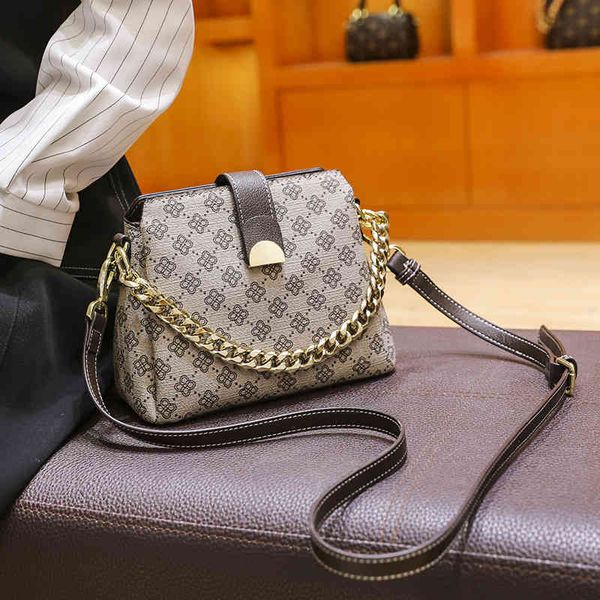 shell bag women's 2022 new simple fashionable broadband leather shoulder handbag2022 trendy fashion design ladies sachet
shell bag women's 2022 new simple fashionable broadband leather shoulder handbag2022 trendy fashion design ladies sachet