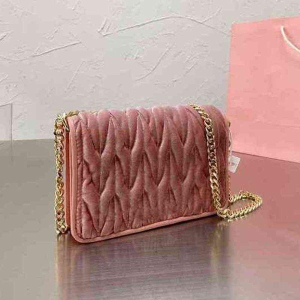 shoulder bags women crossbody messenger with chain classic logo embellishment handbag high capacity fashion designer leather lady wallet 211
shoulder bags women crossbody messenger with chain classic logo embellishment handbag high capacity fashion designer leather lady wallet 211