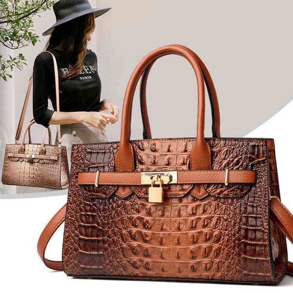 crocodile bag new handbag leisure fashion single shoulder messenger large capacity women's
crocodile bag new handbag leisure fashion single shoulder messenger large capacity women's