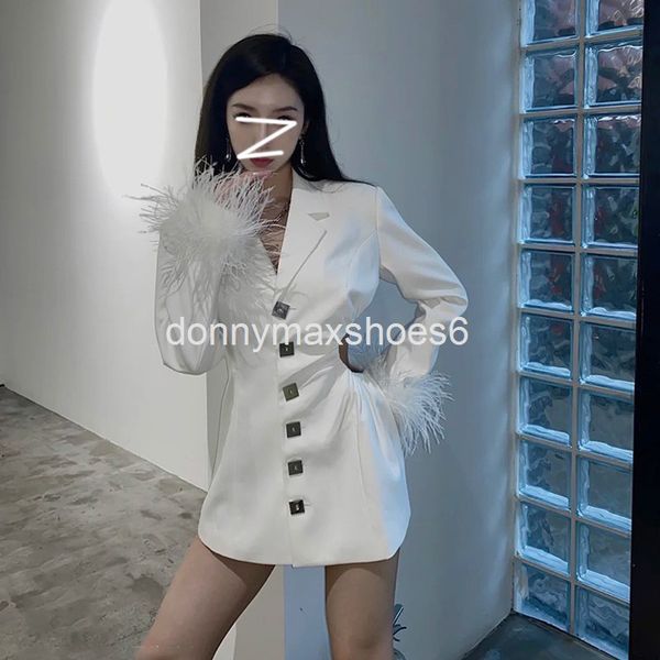 women's suits & blazers careful machine waistless feather sleeve suit coat 21 autumn and winter design sense of minority slim fit singl, White;black
women's suits & blazers careful machine waistless feather sleeve suit coat 21 autumn and winter design sense of minority slim fit singl, White;black