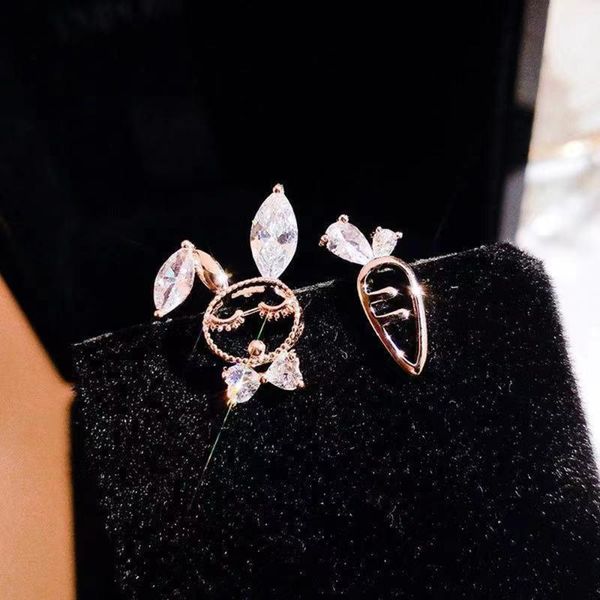 stud earrings fresh for woman sweet and cute small radish rhinestone simple wild girl ear studs, Golden;silver
stud earrings fresh for woman sweet and cute small radish rhinestone simple wild girl ear studs, Golden;silver