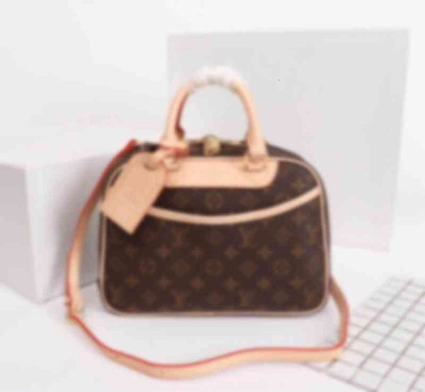 tote women soft brand shoulder hand texture gift fashion classic style unique bags luxury p bag handbag s backpacks clutches m42228 bir pusp, Brown;gray
tote women soft brand shoulder hand texture gift fashion classic style unique bags luxury p bag handbag s backpacks clutches m42228 bir pusp, Brown;gray
