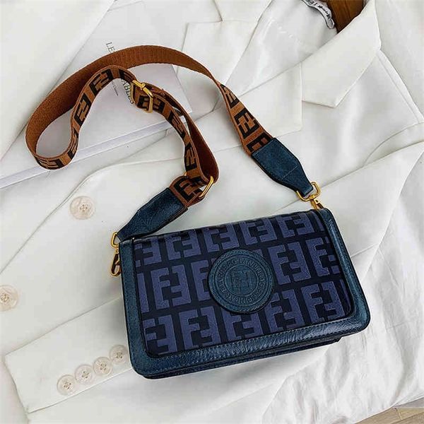 75% off clearance outlet sale single shoulder oblique cross leisure fashion embossed bag
75% off clearance outlet sale single shoulder oblique cross leisure fashion embossed bag