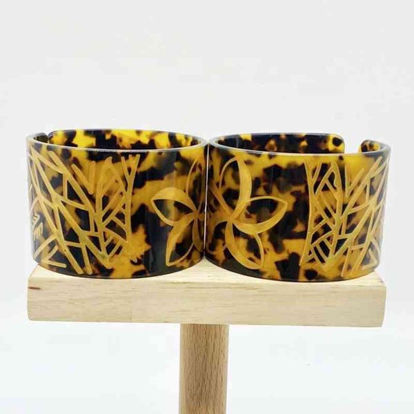 newt fashion bangl pacific hawaii island popular styl bangl bracelets plumeria hibiscus flower style jewelry bangl, Golden;silver
newt fashion bangl pacific hawaii island popular styl bangl bracelets plumeria hibiscus flower style jewelry bangl, Golden;silver