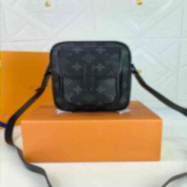 1 ggs lvs louiseity viutonitys louiss vuttonss pouches women brand bags shoulder crossbody simplicity m69404 size 15x17x8cm clutches wa gdwc, Brown;gray
1 ggs lvs louiseity viutonitys louiss vuttonss pouches women brand bags shoulder crossbody simplicity m69404 size 15x17x8cm clutches wa gdwc, Brown;gray