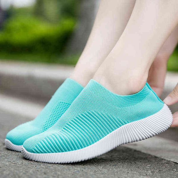 breathable mesh sneakers women summer slip on soft bottom knit flats woman non-slip casual sports shoes plus size 43 loafers y220628, Black
breathable mesh sneakers women summer slip on soft bottom knit flats woman non-slip casual sports shoes plus size 43 loafers y220628, Black