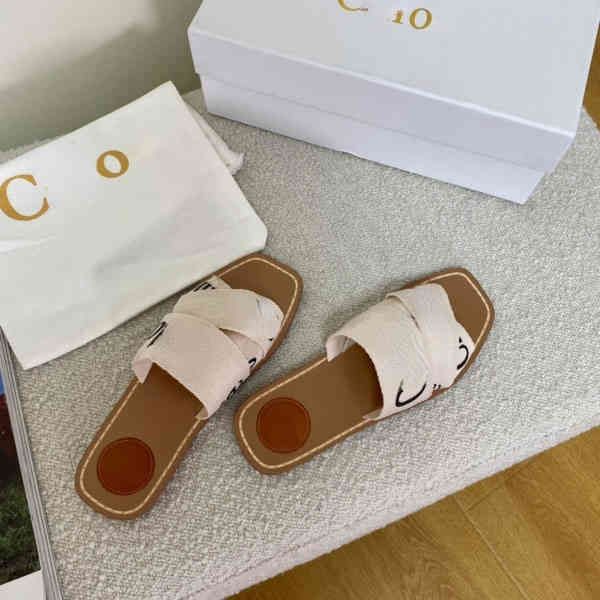 2022 new letter cross woven belt roman one line sandals women's summer wear contrast large size slippers, Black
2022 new letter cross woven belt roman one line sandals women's summer wear contrast large size slippers, Black