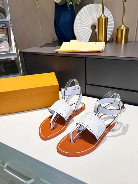 women brand sandals high heel pointed shoes metal buckle shiny rhinestone thin heels genuine leather women's shoes 0601, Black
women brand sandals high heel pointed shoes metal buckle shiny rhinestone thin heels genuine leather women's shoes 0601, Black