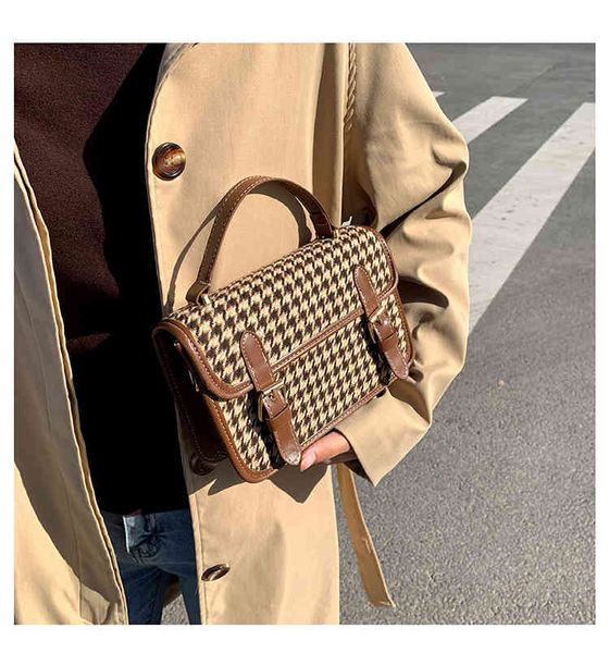 handbags women's autumn and winter new british cambridge simple portable sling one shoulder messenger bag small square
handbags women's autumn and winter new british cambridge simple portable sling one shoulder messenger bag small square