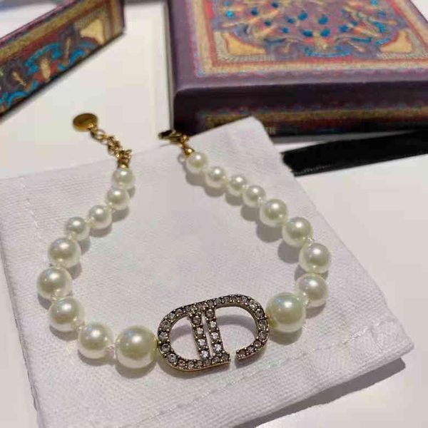 2022 factory wholesale new new dijia diamond inlaid pearl bracelet made of old ancient gold light luxury celebrity bracelet, Black
2022 factory wholesale new new dijia diamond inlaid pearl bracelet made of old ancient gold light luxury celebrity bracelet, Black