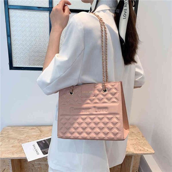 summer 2022 shoulder large capacity chain messenger tote fashion crossbody shoulder bags
summer 2022 shoulder large capacity chain messenger tote fashion crossbody shoulder bags