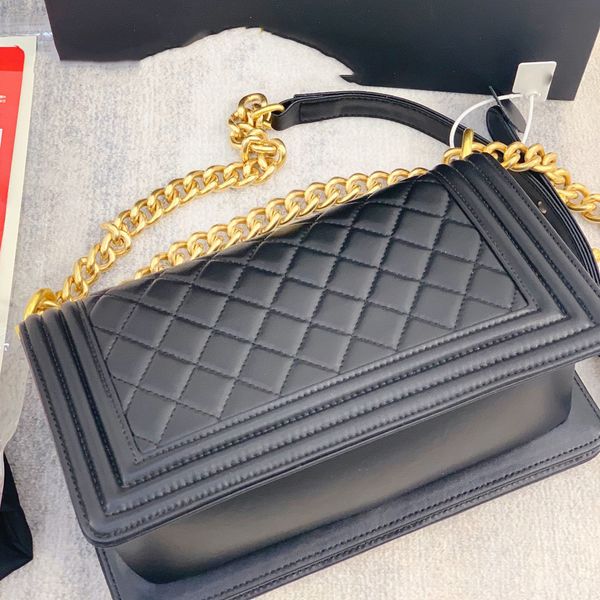 designer handbag shoulder chain bag clutch flap totes bags wallet check velour thread purse double letters solid hasp waist square stripes w
designer handbag shoulder chain bag clutch flap totes bags wallet check velour thread purse double letters solid hasp waist square stripes w