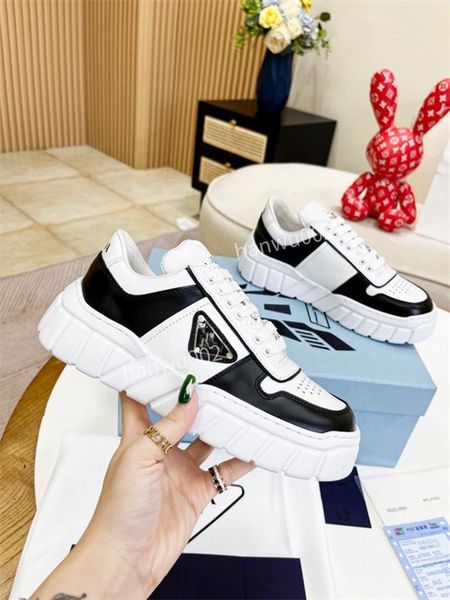 2022 canvas running casual shoes designer sneakers men's trainer brown black stripe lace up men's sneaker outdoors
2022 canvas running casual shoes designer sneakers men's trainer brown black stripe lace up men's sneaker outdoors
