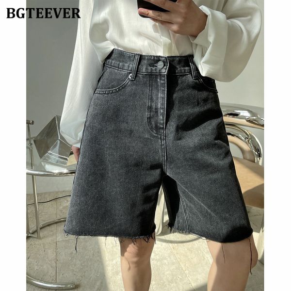 vintage ripped edges women denim half shorts high waist pockets ladies jeans shorts 2021 summer female solid shorts, White;black
vintage ripped edges women denim half shorts high waist pockets ladies jeans shorts 2021 summer female solid shorts, White;black