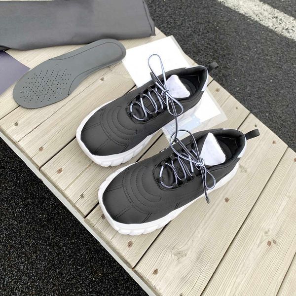 2022 newflat platform shoes ladies sneakers casual zapatillas mujer lace-up female trainers shoe woman femmes chaussures high quality
2022 newflat platform shoes ladies sneakers casual zapatillas mujer lace-up female trainers shoe woman femmes chaussures high quality