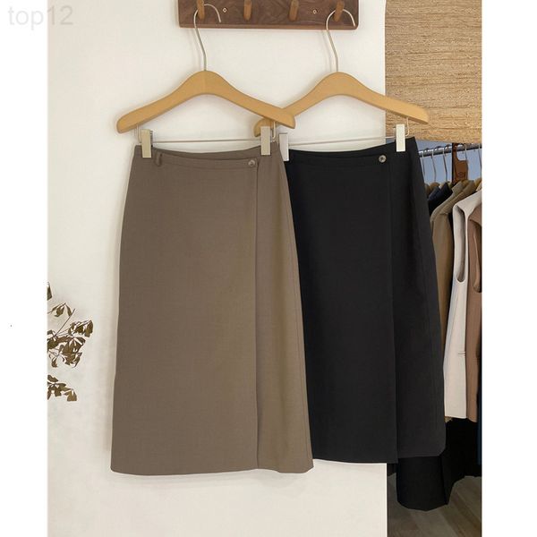 designer korea dongdamen 2022 spring new versatile slim medium length design side button a-shaped high waist skirt 2022, White
designer korea dongdamen 2022 spring new versatile slim medium length design side button a-shaped high waist skirt 2022, White