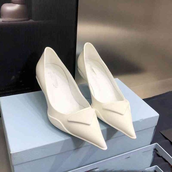 dress shoes p's patent leather slope heel women's shallow layer cow pointed high heels in spring, Black
dress shoes p's patent leather slope heel women's shallow layer cow pointed high heels in spring, Black