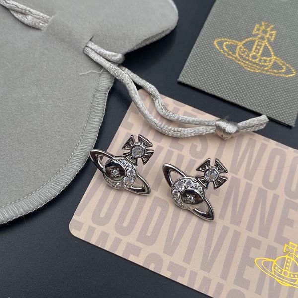 fashion earrings ear stud womens designer brand v-letter elegance temperament 925 silver plated crystal simple ladies wedding party jewelry, Golden;silver
fashion earrings ear stud womens designer brand v-letter elegance temperament 925 silver plated crystal simple ladies wedding party jewelry, Golden;silver