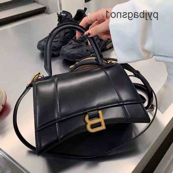 2022ss balenciga handbag luxury designer handbags women's star's bags crocodile same 2022 versatile b family h shnb 7i0k
2022ss balenciga handbag luxury designer handbags women's star's bags crocodile same 2022 versatile b family h shnb 7i0k
